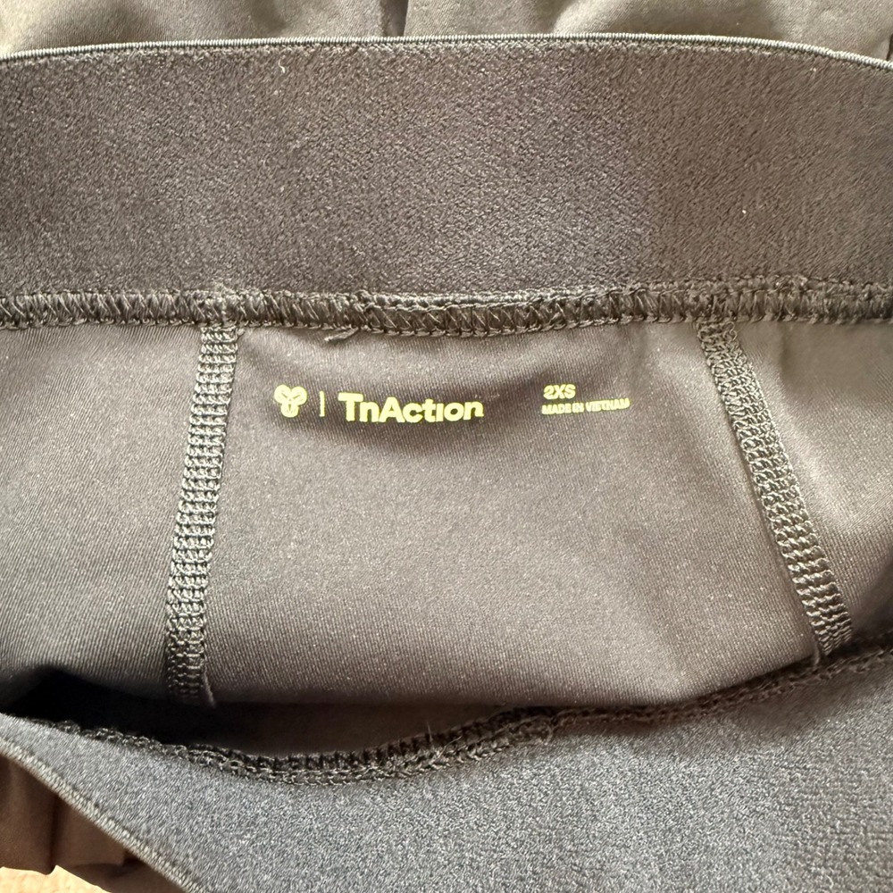 TnAction Aritzia Black Pleated Active Skort Built-in Shorts Pockets 2XS - Picture 3 of 4